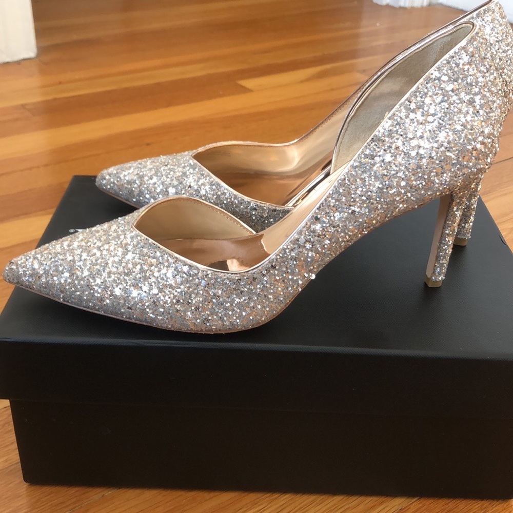 Badgley Mischka Daisy II Glitter Stilletto 8.5 in box
